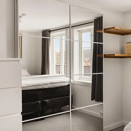 Fairytale Surroundings I 450m To The Train Station Bergen