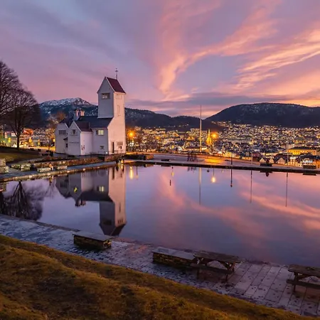 Fairytale Surroundings I 450m To The Train Station Дом отдыха *