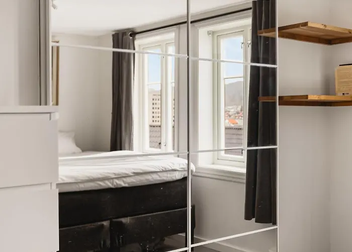 Fairytale Surroundings I 450m To The Train Station Bergen