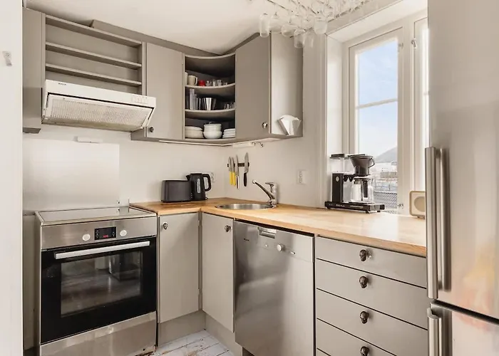 Fairytale Surroundings I 450m To The Train Station Bergen